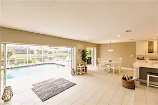 1424 Windsor Ct, Cape Coral, FL 33904 - Photo 25