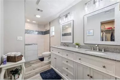 4915 Santa Monica Ct, Cape Coral, FL 33904 - Photo 23