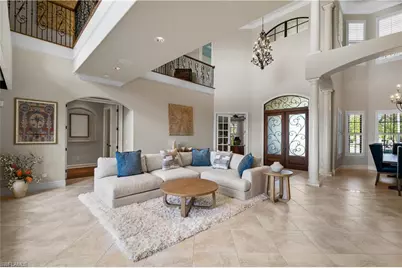 2840 Valencia Way, Fort Myers, FL 33901 - Photo 9