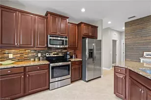 18261 Creekside Preserve Loop, Fort Myers, FL 33908 - Photo 9