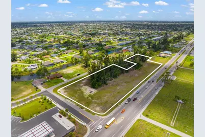 919 Chiquita Blvd S, Cape Coral, FL 33991 - Photo 5