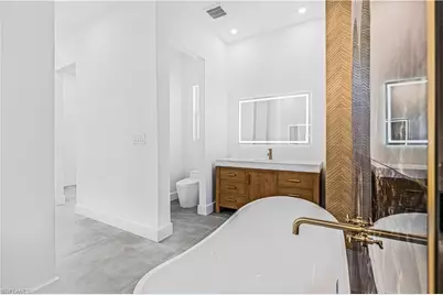 512 NW 35th Pl, Cape Coral, FL 33993 - Photo 13