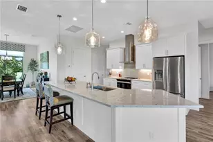 2819 SW 38th Terrace, Cape Coral, FL 33914 - Photo 11