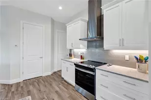 2819 SW 38th Terrace, Cape Coral, FL 33914 - Photo 15