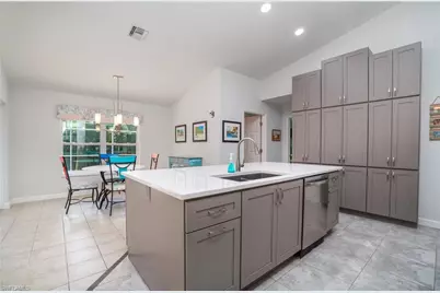 844 SW 17th Ter, Cape Coral, FL 33991 - Photo 3