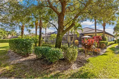 12632 Astor Pl, Fort Myers, FL 33913 - Photo 39