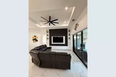 523 NW 16th Pl, Cape Coral, FL 33993 - Photo 3