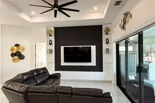 523 NW 16th Pl, Cape Coral, FL 33993 - Photo 3