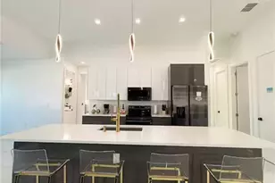 523 NW 16th Pl, Cape Coral, FL 33993 - Photo 7