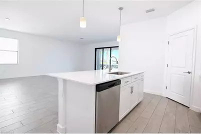 18680 Ives Dr, Estero, FL 33928 - Photo 9