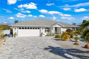 3446 Pine Tree Dr, Saint James City, FL 33956 - Photo 3