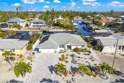 3446 Pinetree Dr, Saint James City, FL 33956 - Photo 7