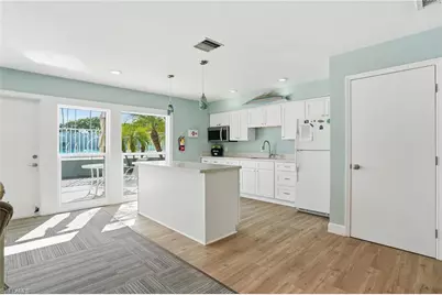 4251 Island Cir #7, Fort Myers, FL 33919 - Photo 23