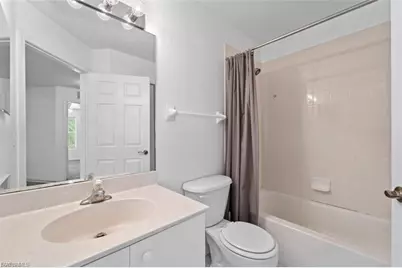 3637 Pine Oak Cir #105, Fort Myers, FL 33916 - Photo 39