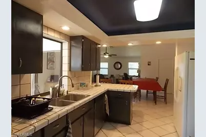 854 SE 41st St, Cape Coral, FL 33904 - Photo 23