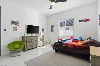 1409 SW 28 Ter, Cape Coral, FL 33914 - Photo 37