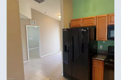 4148 SW 7th Pl #4200, Cape Coral, FL 33914 - Photo 3