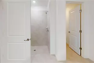 2846 Northwest 28th Ave, Cape Coral, FL 33909 - Photo 5