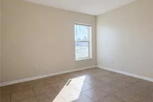 2141 SW 8th Pl, Cape Coral, FL 33991 - Photo 9