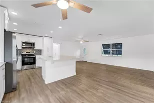 7162 Drake Dr, Fort Myers, FL 33908 - Photo 7