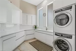 103 Montrose Dr, Fort Myers, FL 33919 - Photo 43