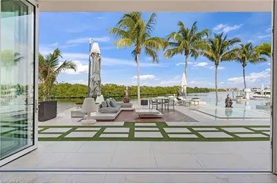 103 Montrose Dr, Fort Myers, FL 33919 - Photo 41