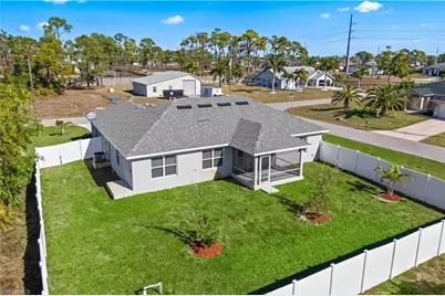 2432 NW 22nd Ter, Cape Coral, FL 33993 - Photo 3