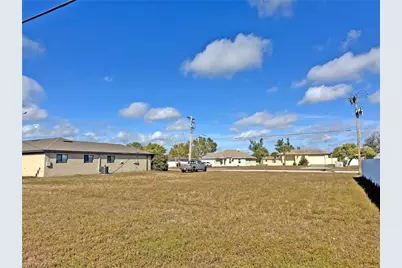 1130 SW Trafalgar Pkwy, Cape Coral, FL 33991 - Photo 5