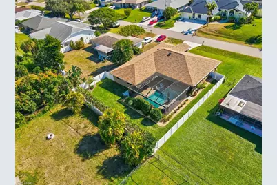 1425 SE 21st Ter, Cape Coral, FL 33990 - Photo 45
