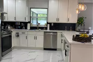 1419 Shelby Pkwy, Cape Coral, FL 33904 - Photo 3