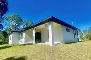 2005 W 10th St, Lehigh Acres, FL 33972 - Photo 21