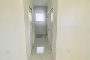 2005 W 10th St, Lehigh Acres, FL 33972 - Photo 13