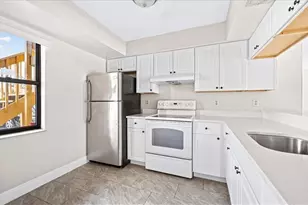 1126 SE 8th St, Cape Coral, FL 33990 - Photo 29