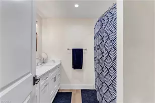 976 N Town and River Dr, Fort Myers, FL 33919 - Photo 33