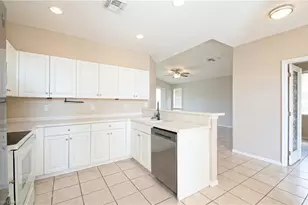 4343 Avian Avenue, Fort Myers, FL 33916 - Photo 9