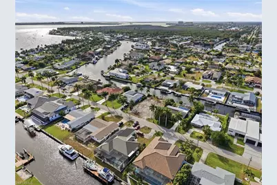 5338 Bayshore Ave, Cape Coral, FL 33904 - Photo 9