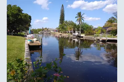 4937 Victoria Dr, Cape Coral, FL 33904 - Photo 5