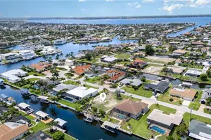 127 SW 52nd Terrace, Cape Coral, FL 33914 - Photo 1