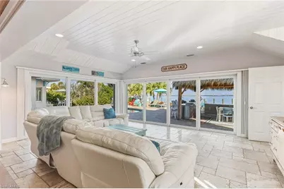 2905 SE 22nd Pl, Cape Coral, FL 33904 - Photo 29