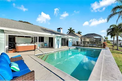 1326 SE 21st Ave, Cape Coral, FL 33990 - Photo 11