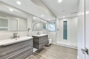 1326 SE 21st Ave, Cape Coral, FL 33990 - Photo 15