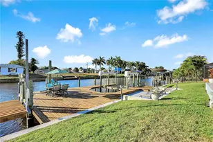 1326 SE 21st Ave, Cape Coral, FL 33990 - Photo 13