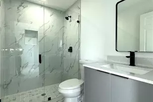 206 Pembroke St E, Lehigh Acres, FL 33974 - Photo 13