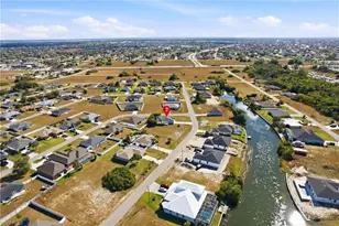 515 NE 5th Pl, Cape Coral, FL 33909 - Photo 35