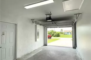 206 Pembroke St, Lehigh Acres, FL 33974 - Photo 13