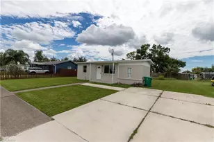 21043 Bersell Ave, Port Charlotte, FL 33952 - Photo 15