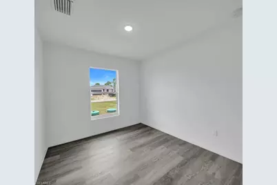382 McArthur Blvd, Lehigh Acres, FL 33974 - Photo 11