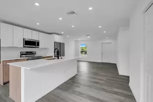 382 McArthur Blvd, Lehigh Acres, FL 33974 - Photo 5