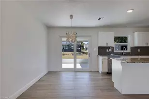 7171 Drake Dr, Fort Myers, FL 33908 - Photo 7