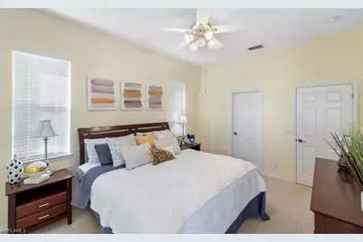 2076 Oxford Ridge Cir, Lehigh Acres, FL 33973 - Photo 21